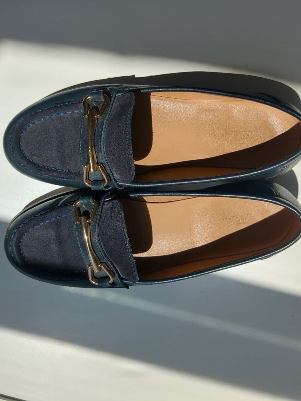 A.P.C. Women's leather loafers in navy sz 37
